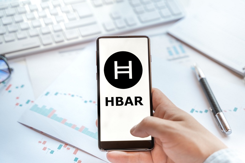 Hedera (HBAR) faces bear pressure as TVL falls and dApp revenue slumps